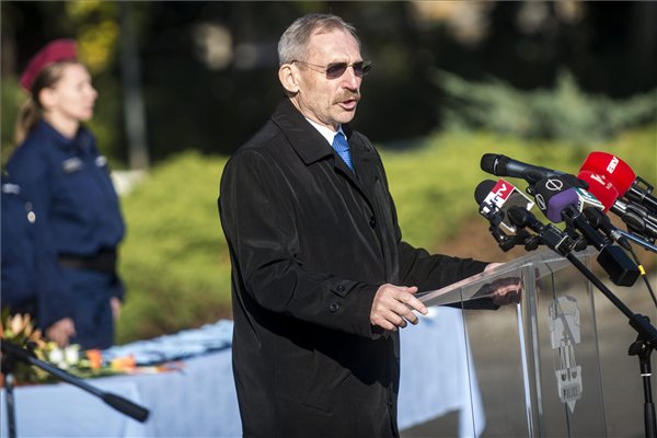 pintér rendőrség nagy