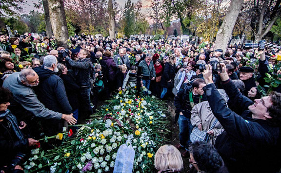 Forrás: mh Göncz Árpád temetés 20151107