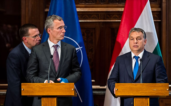 Forrás: mh Stoltenberg és Orbán 20151120