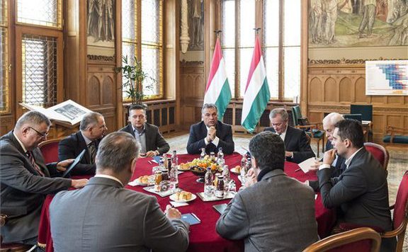 orbán frakcióvezetők lead