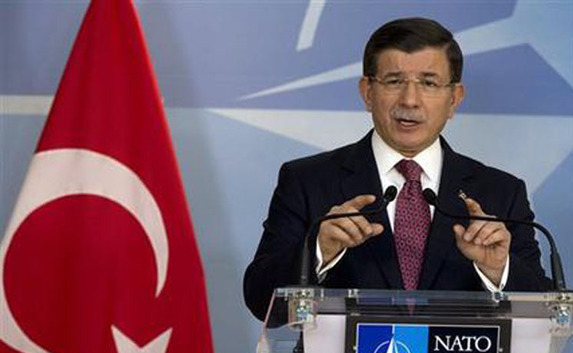 Ahmet Davutoglu TÖRÖK MINISZTERELNÖK LEAD