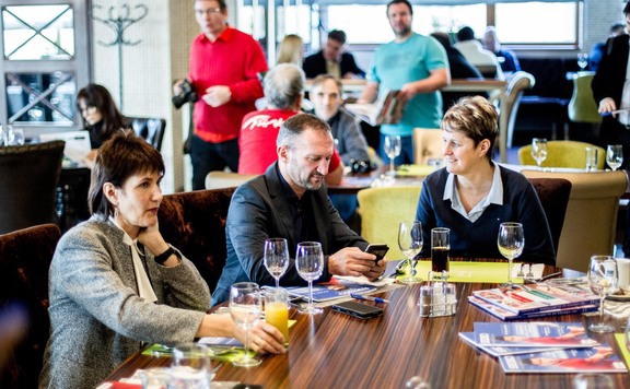 Forrás: mh így... könyv lead