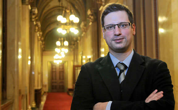 Forrás: mh Gulyás Gergely 20160104