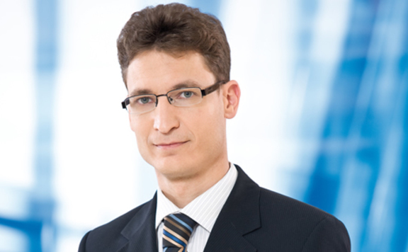 lead Cser-Palkovics András