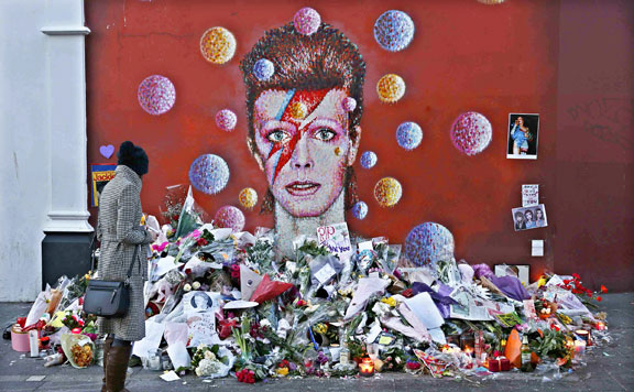 Forrás: mh David Bowie 20160113