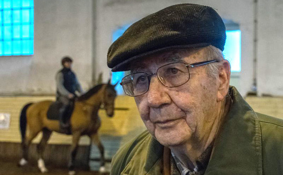 hirling józsef lead