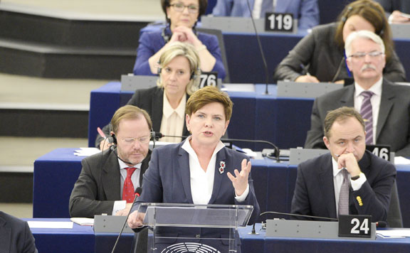 Forrás: mh Beata Szydlo 20160120