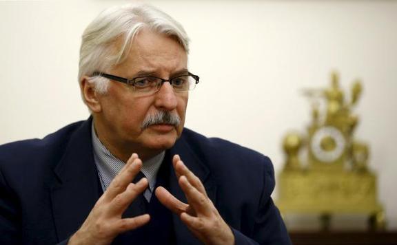 Waszczykowski lead