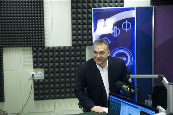 orbán_180perc_0205_576