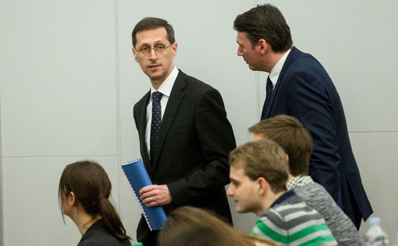 Forrás: mh Varga Mihály 20160210