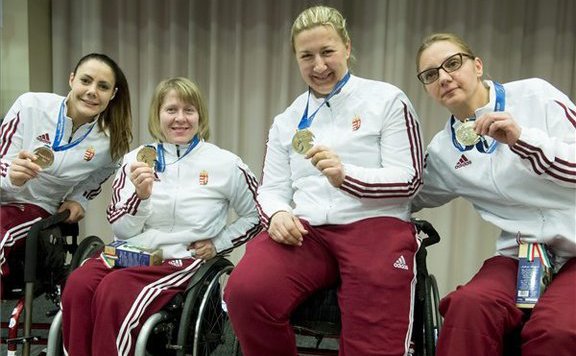 kerekesszékestőr576