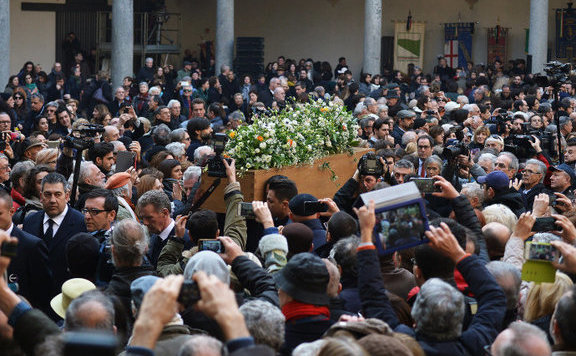 umberto eco temetése lead