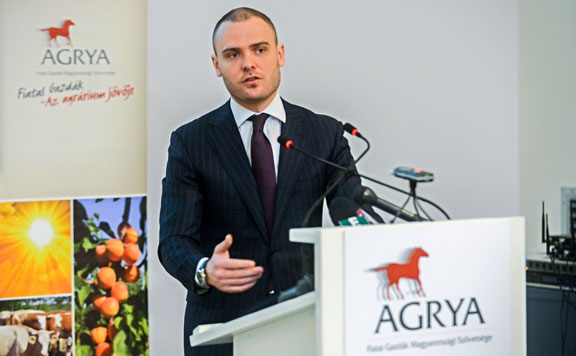 Forrás: mh Csepreghy Nándor 20160227