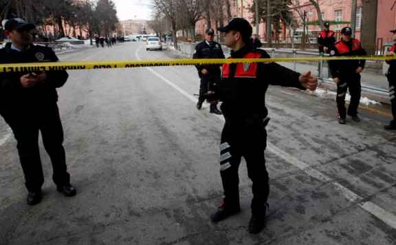 török lövöldözés lead