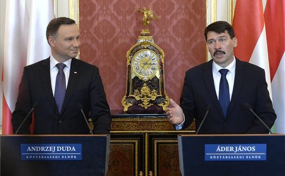 Forrás: mh áder duda lead