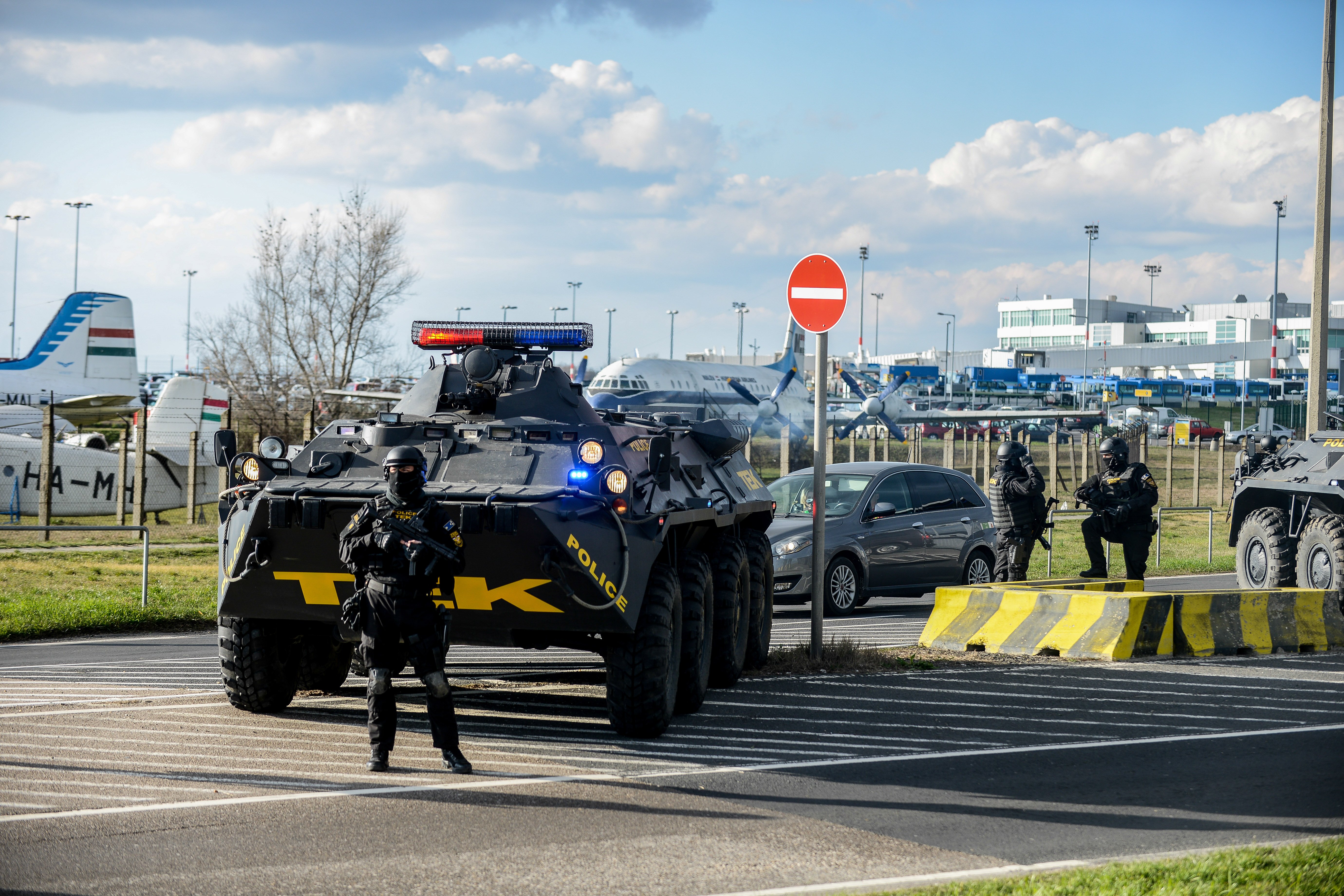 TEK Parlament és repülőtér