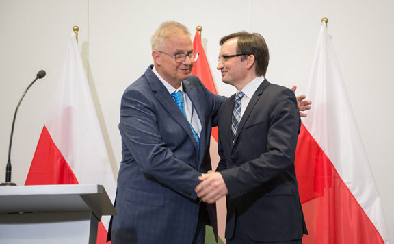 Forrás: mh Trócsányi László és Zbigniew Ziobro 20160409