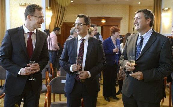 szijjártó_flowserve576