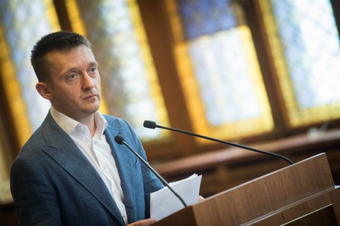 Fotó: mh Rogan: Immigration most important issue