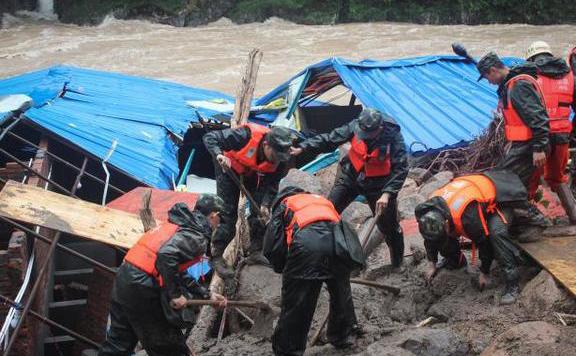 kína_földcsuszamlás576