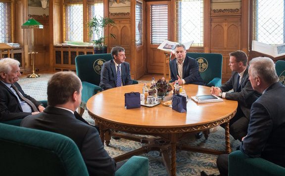 Orban_kajakkenu_lead