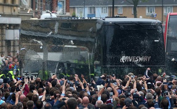westham_manchester_lead