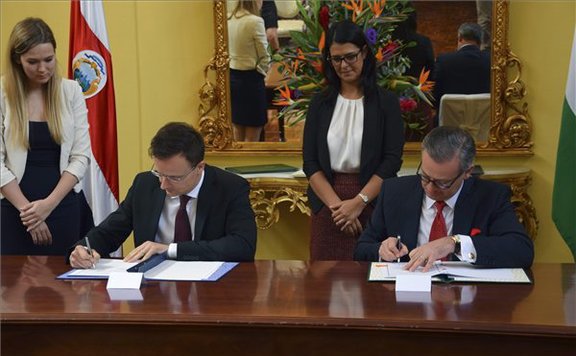 szijjártó costa rica lead