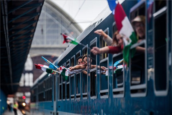 csíksomlyó expressz