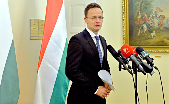 Szijjártó 20160528