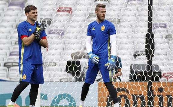 Forrás: mh Iker Casillas és David de Gea 20160613