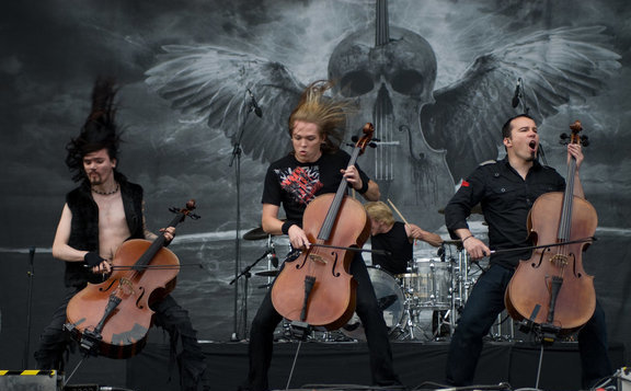 Forrás: mh apocalyptica576x356