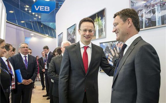 szijjártó_szentpétervár576