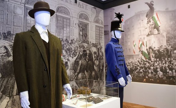 forradalmijelképek576