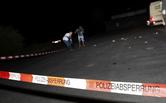 német_vonat_fejsze_reuters_lead