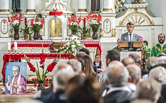 Forrás: mh Márton Áron 20160829