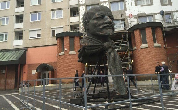 lenin576