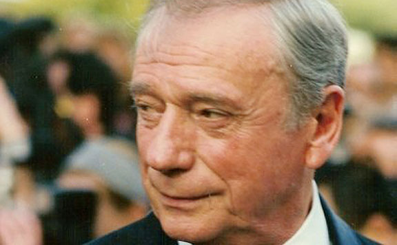 Forrás: mh Yves_Montand