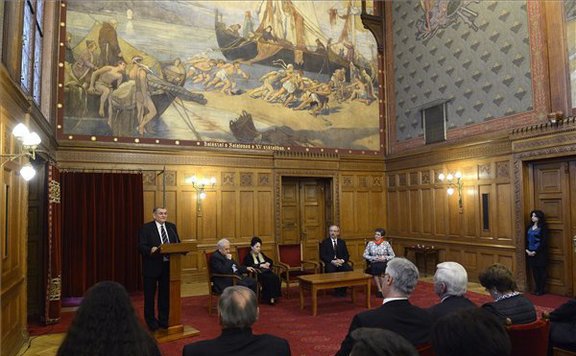 mindszenty-emlékérem576x356