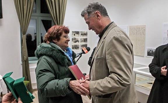 Forrás: mh '56-os Pesti srác kitüntetés 20161123