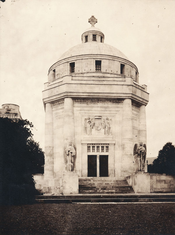 Forrás: mh Andrassy-Mauzoleum