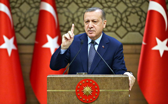 Erdogan: A török hadsereg bevonul az Eufrátesz keleti részére