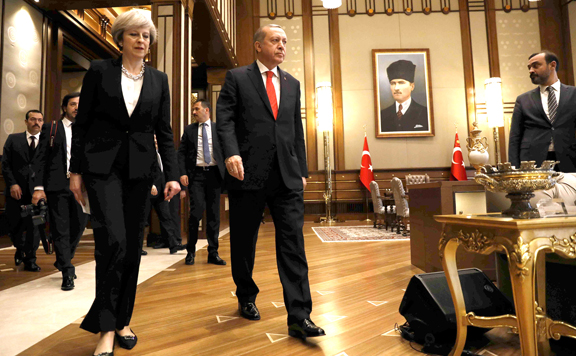 Forrás: mh May-Erdoga