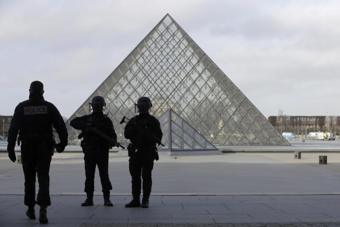 louvre