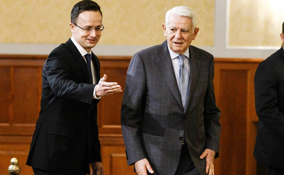 Szijjártó-Péter-Teodor-Melescanu