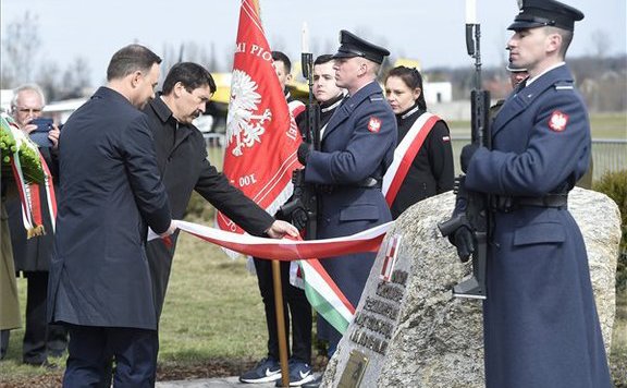 Forrás: mh Áderavat576x356
