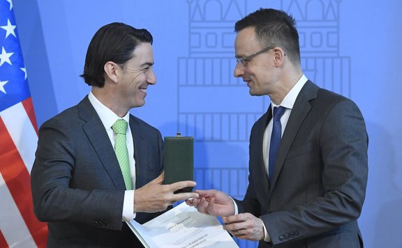 szijjártó hochstein