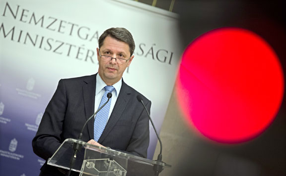 Cseresnyés Péter 20170413