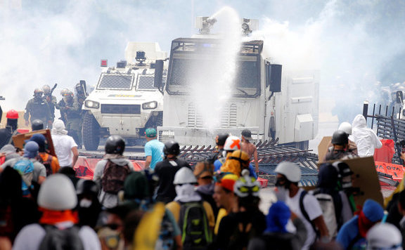venezuela tüntetés