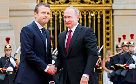 Putyin és Macron 20170530