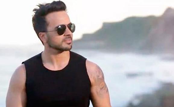 Luis Fonsi576x356